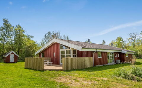Bruna - 300M from the Sea: Herbe, Prairie, Lot Terre, Chalet, Zone Rurale, Prairie, Batiments Jardin, Jardin, Cabanon