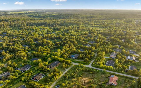 Zölestine - from the Sea: Vue Du Ciel, Paysage, Photographie Aérienne, Lot Terre, Plaine, Champ, Plantation, Banlieue, Ferme