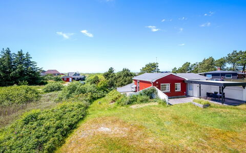 Arntraud - 500M from the Sea