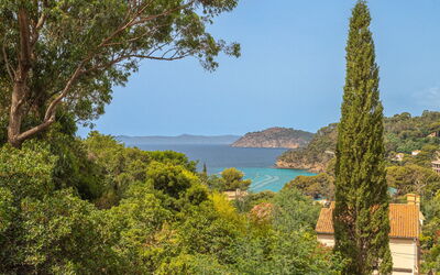 Villa G