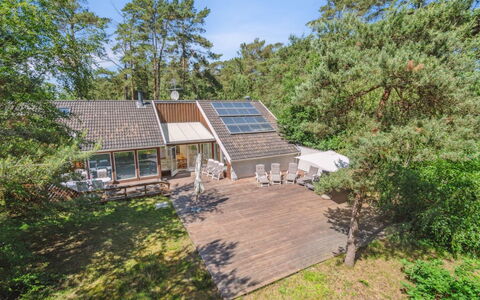 Auvo - 200M from the Sea: Bois, Toit, Architecture, Domicile, Maison, Chalet, Siding, Dur, Pente, Biens