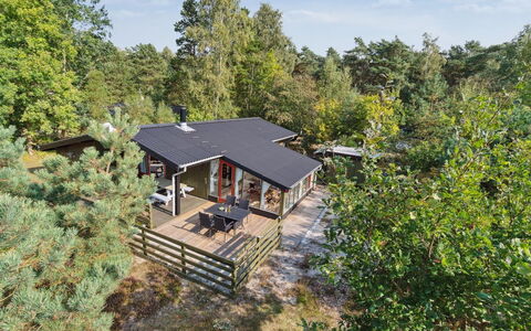 Srebrenka - 350M from the Sea: Bois, Toit, Architecture, Domicile, Maison, Chalet, Siding, Dur, Pente, Biens