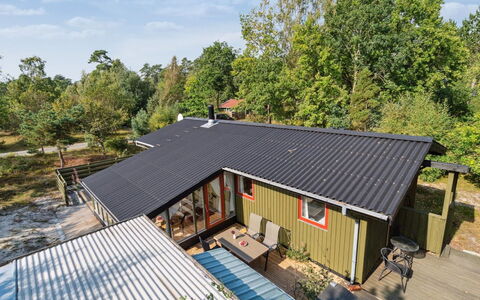 Srebrenka - 350M from the Sea: Bois, Toit, Architecture, Domicile, Maison, Chalet, Siding, Dur, Pente, Biens