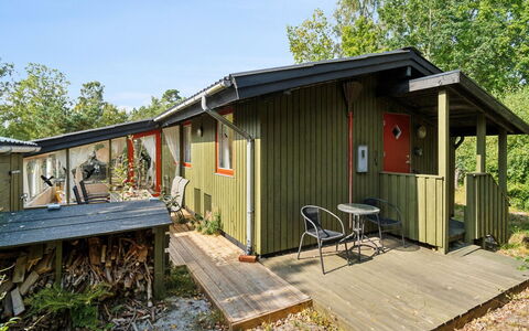 Srebrenka - 350M from the Sea: Bois, Toit, Architecture, Domicile, Maison, Chalet, Siding, Dur, Pente, Biens