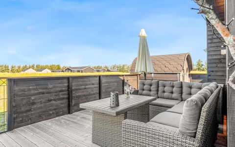 Inola - 1Km from the Sea: Maison, Domicile, Zone Résidentielle, Chalet, Siding, Biens, Allée, Cour