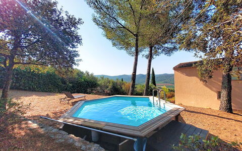 Le Belvédère D'Estelle: Bleu, L'Eau, Piscine, Composite, Loisir, Recours, Mobilier De Jardin, Ombre, Eco Hôtel, Caractéristique De L'Eau