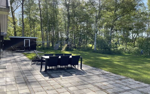 Patrice - 300M from the Sea: Bois, Domicile, Porche, Plate-Forme, Dur, Toit, Tache De Bois, Parquet, Eco Hôtel