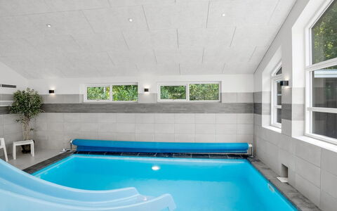 Patrice - 300M from the Sea: Bois, Domicile, Porche, Plate-Forme, Dur, Toit, Tache De Bois, Parquet, Eco Hôtel