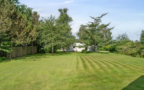 Falka - 300M from the Sea: Bois, Toit, Architecture, Domicile, Maison, Chalet, Siding, Dur, Pente, Biens