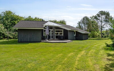 Falka - 300M from the Sea