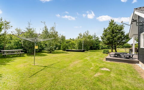 Lissi - 3.5Km from the Sea: Des Loisirs, La Publicité, Parc, Bannière, Signe, Chemin