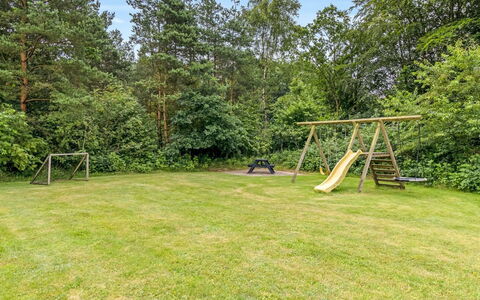 Næwe - 30Km from the Sea: Herbe, Lot Terre, Jardin, Pelouse, Ombre, Prairie, Aménagement Paysager, Parc, Pâturage