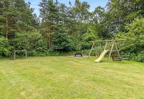 Næwe - 30Km from the Sea: Herbe, Lot Terre, Jardin, Pelouse, Ombre, Prairie, Aménagement Paysager, Parc, Pâturage