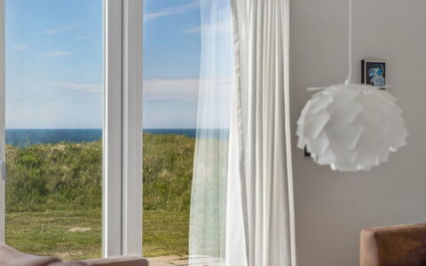 Ubavka - 101M from the Sea: Design Intérieur, Rideau, Meubles, Domicile, Sol, Traitement De Fenetre, Pièce, Couvre-Fenêtres, Salon, Matériau Naturel