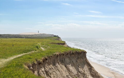 Ubavka - 101M from the Sea: Horizon, Écorégion, Côte, Terrain, Nuage, Cotiers Et Relief Océaniques, Le Sable, Géologie, Mer, Rive
