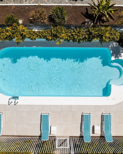 New Velsuites Ii: L'Eau, Plante, Vert, Bleu, Bleu Azur, Rectangle, Mobilier De Jardin, Piscine, Aqua, Loisir