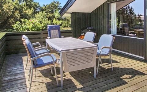 Srebrenka - 1.2Km from the Sea: Meubles, Bois, Chaise, Porche, Mobilier De Jardin, Table, Table Cuisine Et Salle A Manger, Domicile, Tableau De Plein Air, Plate-Forme