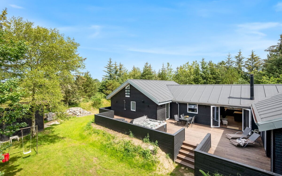 Baggi - 900M from the Sea