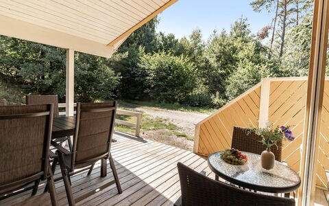 Freija - 800M from the Sea: Bois, Toit, Architecture, Domicile, Maison, Chalet, Siding, Dur, Pente, Biens