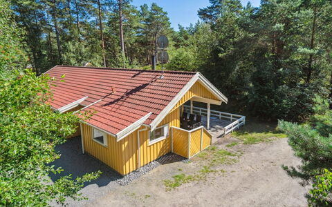 Freija - 800M from the Sea: Bois, Toit, Architecture, Domicile, Maison, Chalet, Siding, Dur, Pente, Biens