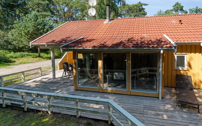 Freija - 800M from the Sea