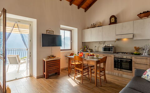 Home2Sunrise: Meubles, Table, Bois, Design Intérieur, Architecture, Comptoir, Sol, Sol, Dur, Salon