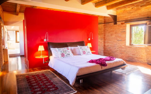 Villa Gelso: Meubles, Propriété, Bâtiment, Confort, Bois, Fenêtre, Design Intérieur, Architecture, Sol, Ombre