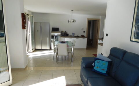 Loft San Giovanni in Gallipoli: Meubles, Cadre, Canapé, Table, Sol, Sol, Porte, Bâtiment, Immobilier