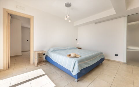 Loft San Giovanni in Gallipoli: Design Intérieur, Sol, Sol, Chambre, Plafond, Lit, Pièce, Meubles, Drap De Lit, Literie