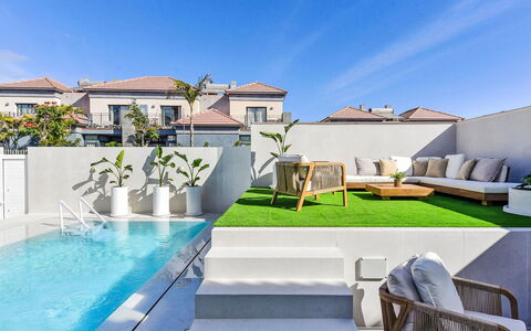 Meloneras Hills 16: Piscine, Domicile, Composite, Recours, Biens, Eco Hôtel, Villa, Balcon, Cour, Aménagement Paysager