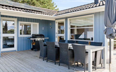 Ilsi - 275M from the Sea: Domicile, Chalet, Porche, Siding, Ferme, Structure En Plein Air