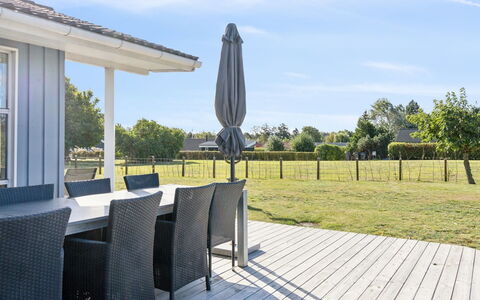 Ilsi - 275M from the Sea: Domicile, Chalet, Porche, Siding, Ferme, Structure En Plein Air