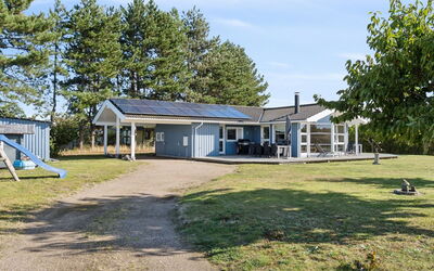 Ilsi - 275M from the Sea