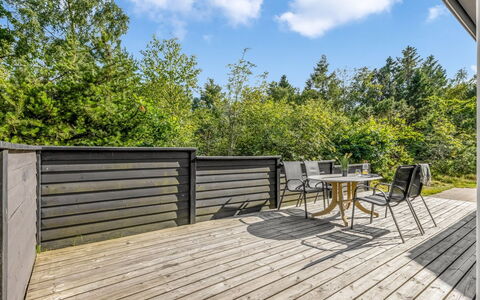 Brunetta - 350M from the Sea: Bois, Domicile, Porche, Plate-Forme, Dur, Toit, Tache De Bois, Parquet, Eco Hôtel