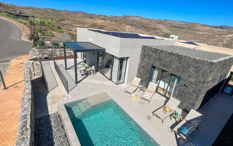 Yucas 1: Ciel, L'Eau, Propriété, Bleu Azur, Bâtiment, Piscine, Loisir, Composite, Design Urbain, Paysage