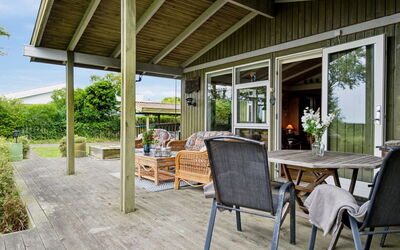 Konsta - 50M from the Sea