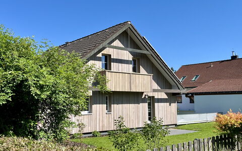 Melvill: Plante, Ciel, Bâtiment, Fenêtre, Maison, Herbe, Lot Terre, Arbre, Chalet, Bois