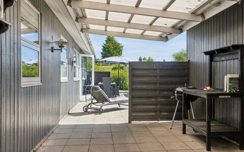 Danja - 1.7Km from the Sea: Herbe, Prairie, Lot Terre, Chalet, Zone Rurale, Prairie, Batiments Jardin, Jardin, Cabanon