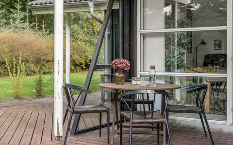 Neli - 850M to the Fjord: Piscine, Mobilier De Jardin, Meubles, Recours, Dalle, Eco Hôtel, Ombre, Chaise, Loisir, Biens