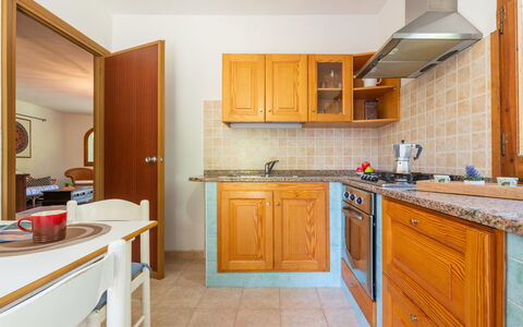 Approdo: Cabinetry, Comptoir, Bâtiment, Meubles, Évier, Evier, Cuisine, Bois, Appareil De Cuisine, Tiroir