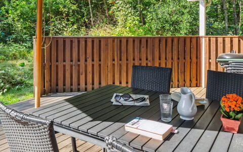 Emmie - 1.2Km from the Sea: Toit, Maison, Zone Résidentielle, Domicile, Biens, Chalet, Conception