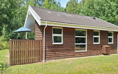 Emmie - 1.2Km from the Sea