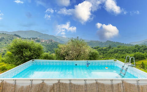 Fanny: Bleu, Piscine, Composite, Loisir, Recours, Eco Hôtel, Caractéristique De L'Eau, Ville Resort, Thermes, Centre De Loisirs
