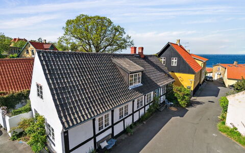 Frederikke - 300M from the Sea: Bois, Toit, Architecture, Domicile, Maison, Chalet, Siding, Dur, Pente, Biens