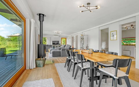 Nielsigne - 1.3Km from the Sea: Toit, Maison, Lot Terre, Domicile, Chalet, Biens, Batiments Jardin, Ombre, Cabane En Rondins, Aménagement Paysager