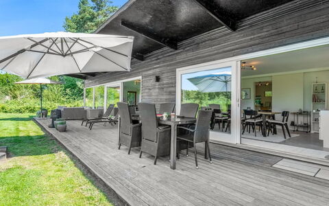 Nielsigne - 1.3Km from the Sea: Toit, Maison, Lot Terre, Domicile, Chalet, Biens, Batiments Jardin, Ombre, Cabane En Rondins, Aménagement Paysager