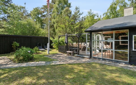 Eirik - 700M from the Sea: Bois, Domicile, Porche, Plate-Forme, Dur, Toit, Tache De Bois, Parquet, Eco Hôtel