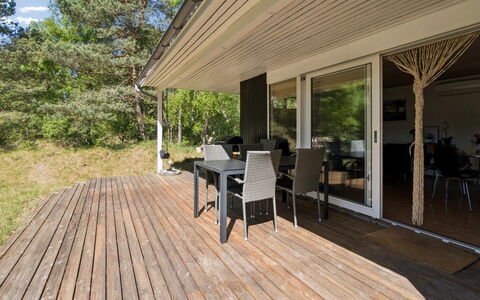 Franja - 120M from the Sea: Bois, Toit, Architecture, Domicile, Maison, Chalet, Siding, Dur, Pente, Biens