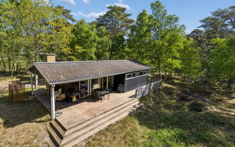 Franja - 120M from the Sea: Bois, Toit, Architecture, Domicile, Maison, Chalet, Siding, Dur, Pente, Biens