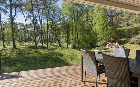 Franja - 120M from the Sea: Bois, Toit, Architecture, Domicile, Maison, Chalet, Siding, Dur, Pente, Biens